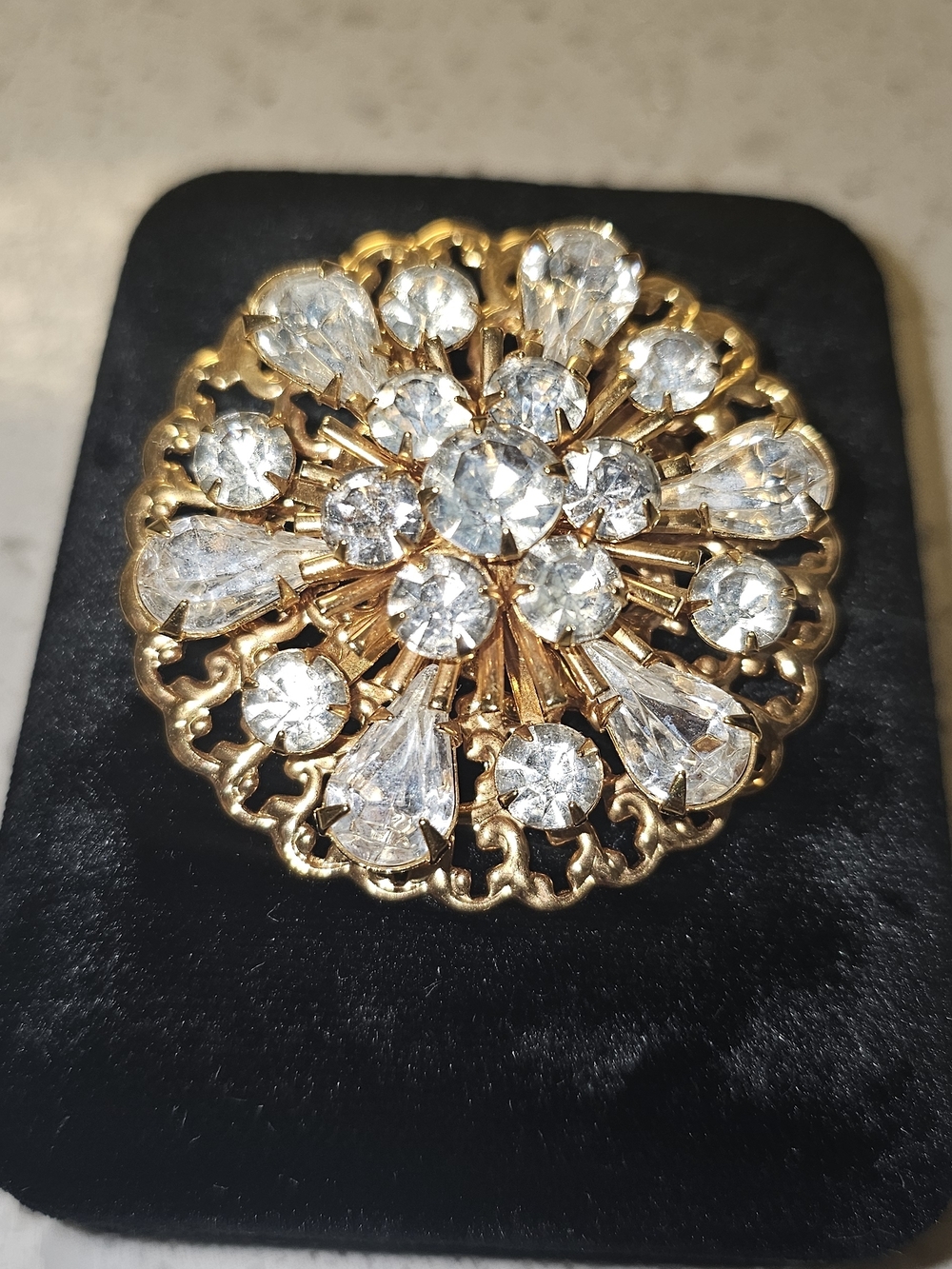 Vintage Gold Crystal Floral Statement Brooch - Clear and Gold - Picture 2 of 3